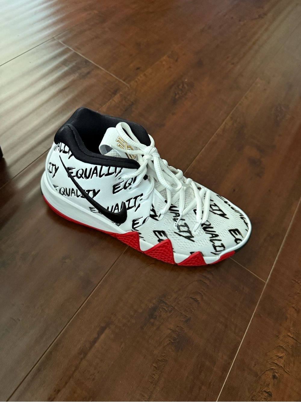 Nike Kids' Kyrie 4 Shoe Box - White/Black